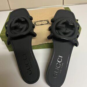 Gucci Women's Black Marmont Rubber Slides - Size 9